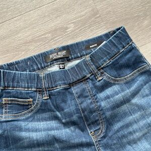 Judy Blue Slim Fit jeans 5/27